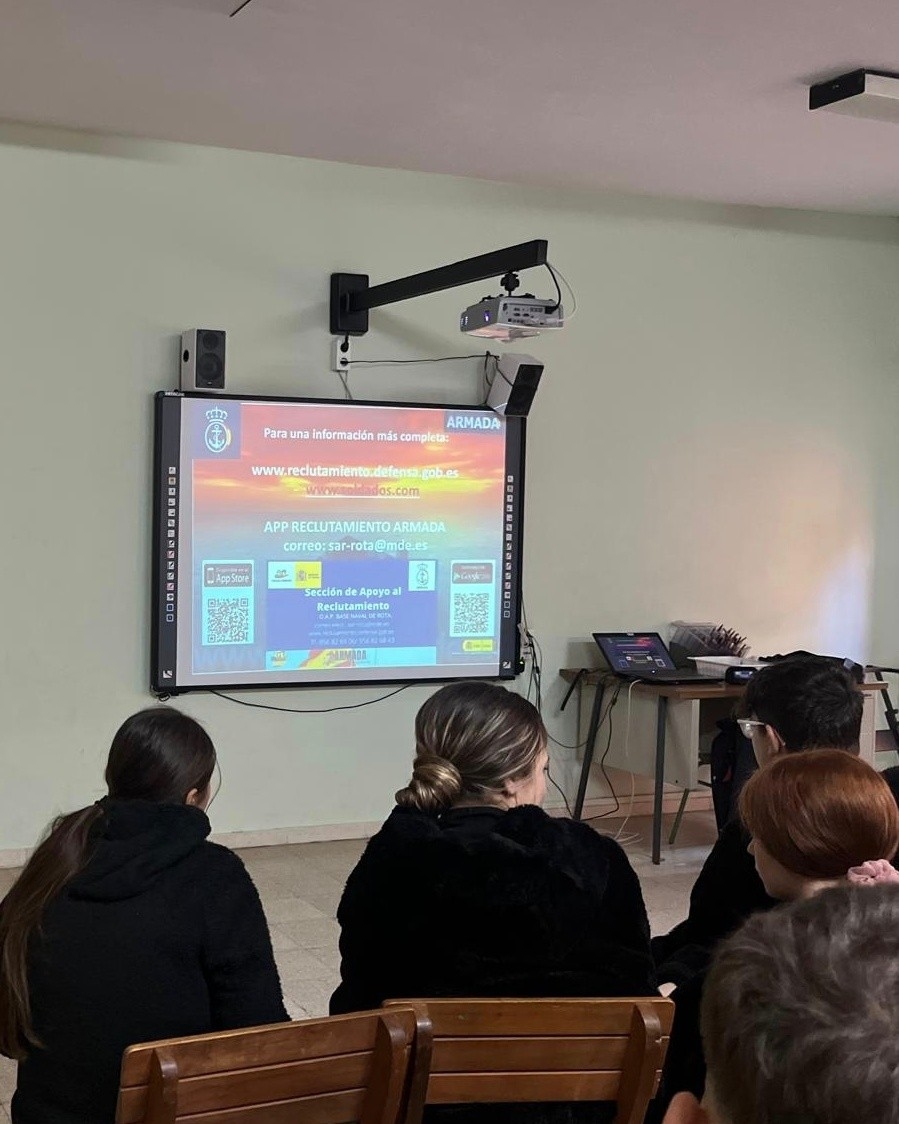 Visita de las Fuerzas Armadas